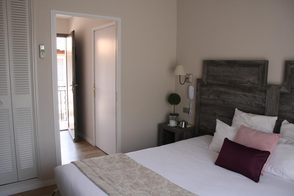 Hotel Le Concorde Aix-en-Provence Zimmer foto