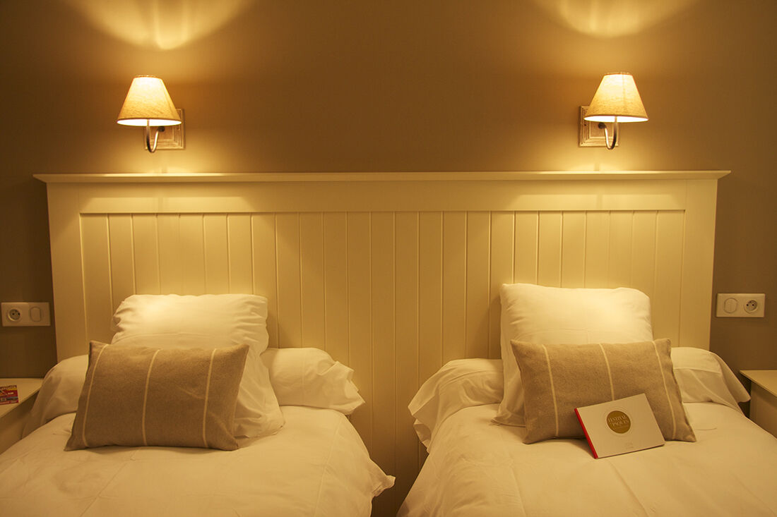 Hotel Le Concorde Aix-en-Provence Zimmer foto